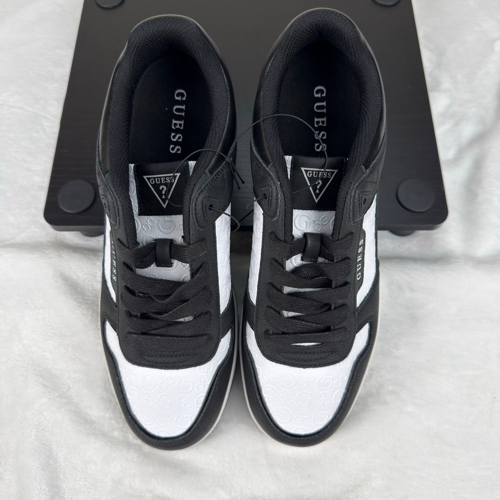 Guess Mens 11 M Tirry Black White Low Top Sneakers Embossed 4G Logo Lace Up New - Picture 4 of 11